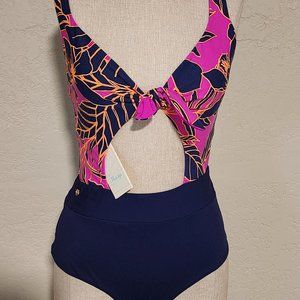 Reversible swimsuit